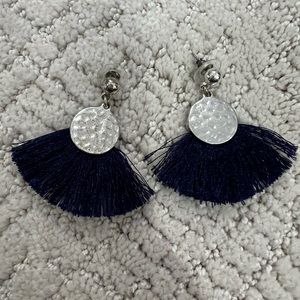 Bundle 3 jewelry/handbag and save! Fringe earrings